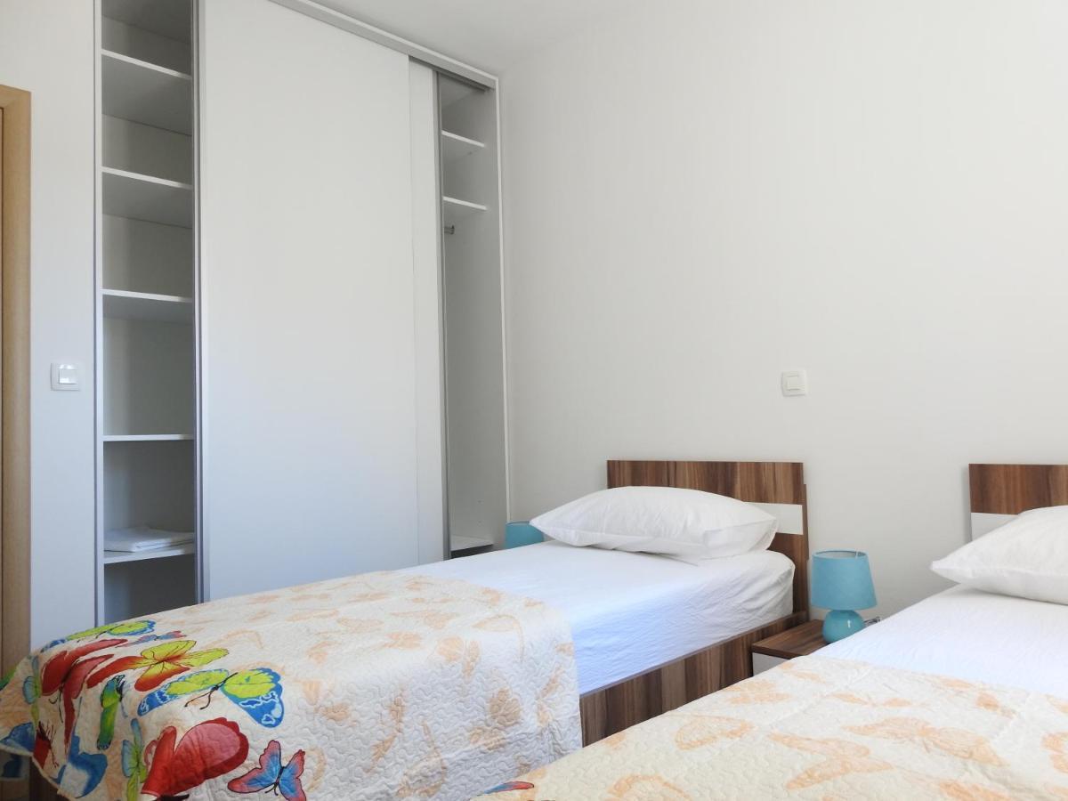 Apartmani Hrvoje Klarić - Srima Vodice Zewnętrze zdjęcie