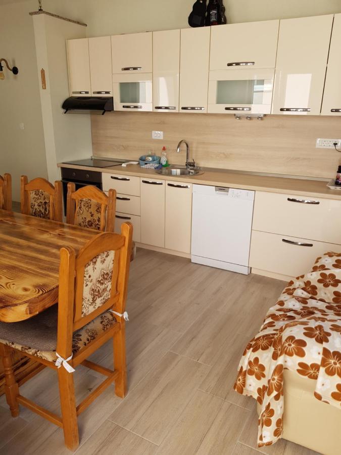 Apartmani Hrvoje Klarić - Srima Vodice Zewnętrze zdjęcie